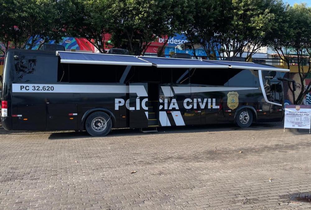 Festival de Parintins 2025: Delegacia Móvel da Polícia Civil reforça segurança no Porto da Ilha Tupinambarana