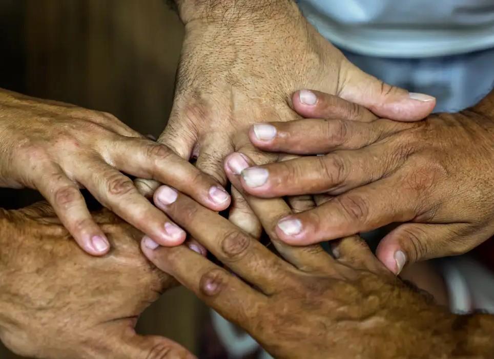 Governo aprova pensão a 61 filhos separados de pais com hanseníase Governo aprova pensão a 61 filhos separados de pais com hanseníase