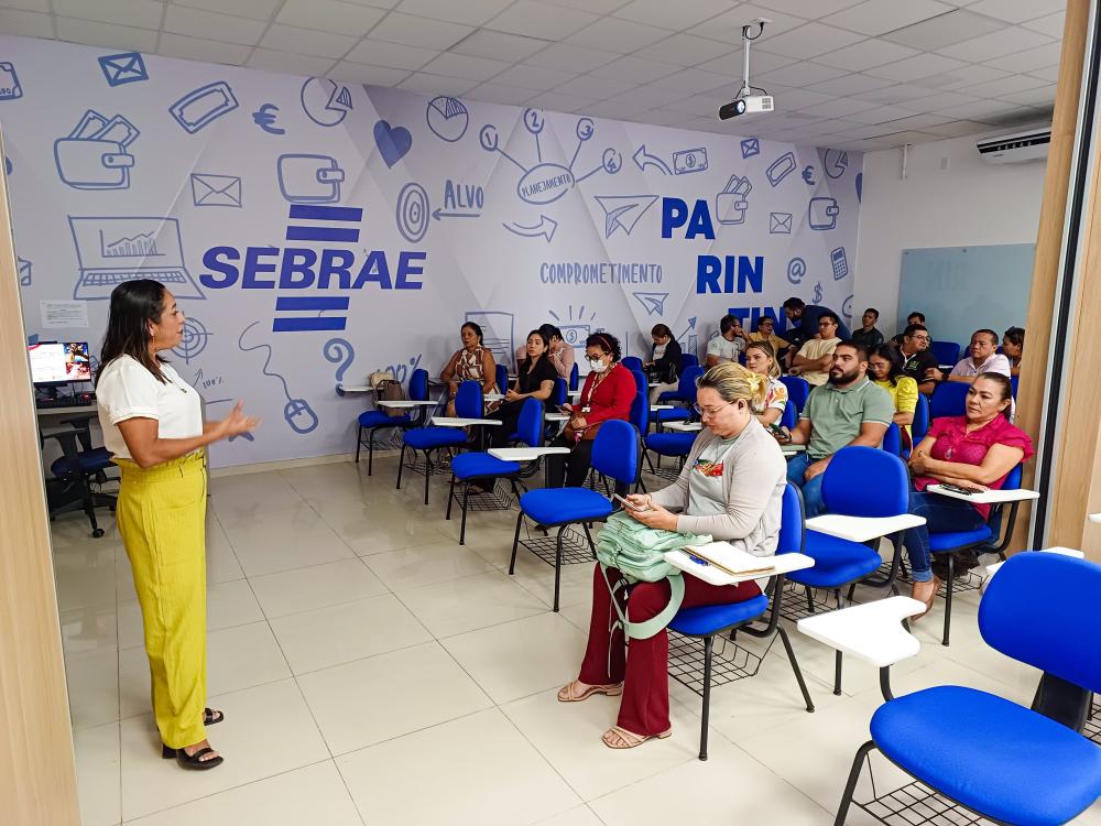 Prefeitura de Parintins reúne profissionais de saúde para avaliar atuação no Festival 2025