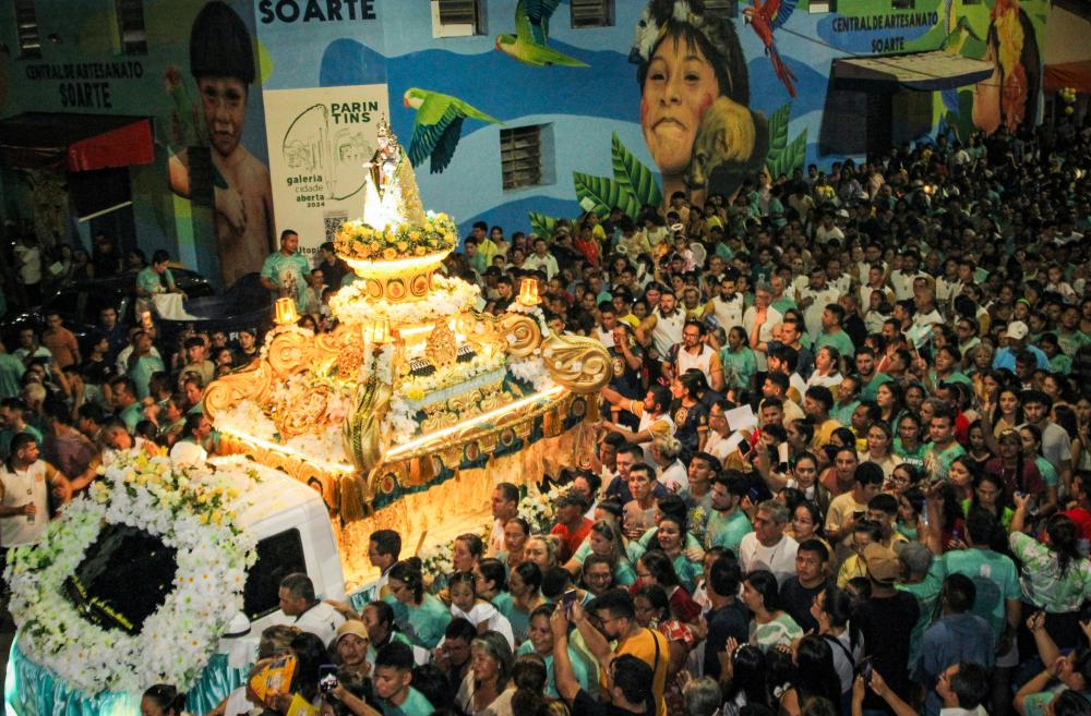 Prefeitura parceira da Diocese de Parintins na realização memorável da Procissão de Nossa Senhora do Carmo