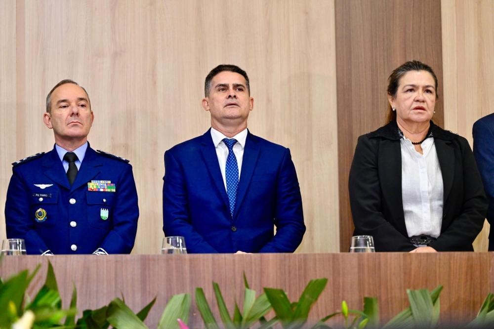 Prefeito David Almeida prestigia posse de novas desembargadoras e reforça compromisso com a valorização das mulheres no poder