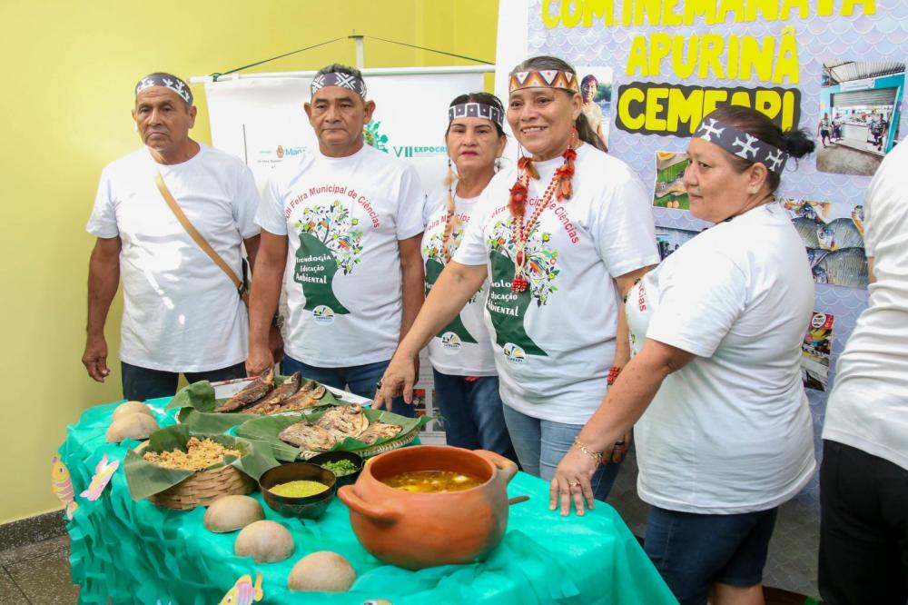 Prefeitura de Manaus realiza feira de Ciências com idosos na etapa Cemeapi