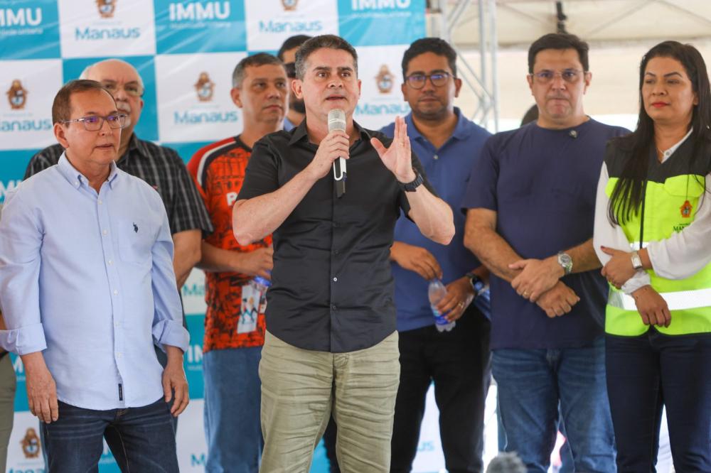 David Almeida marca nova fase na mobilidade urbana com entrega de mais 20 ônibus modernos em Manaus