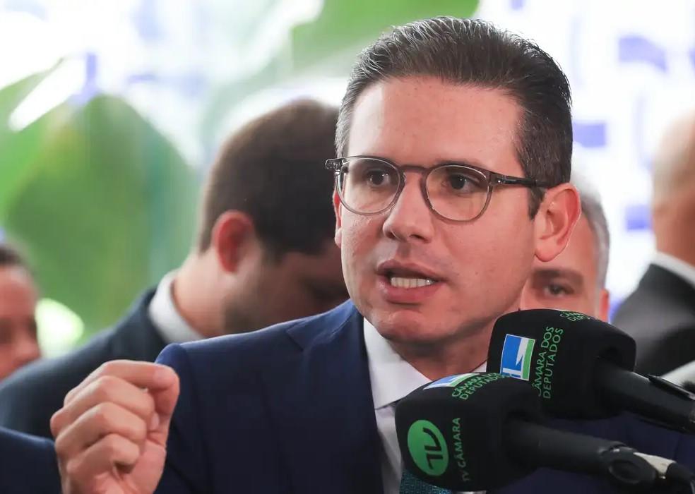 Motta envia pedido de afastamento de 15 deputados após motim na Câmara