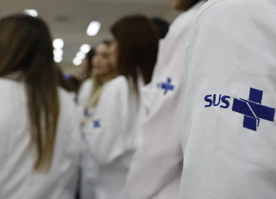 Mais Médicos promoveu melhoria da saúde da população, diz secretário