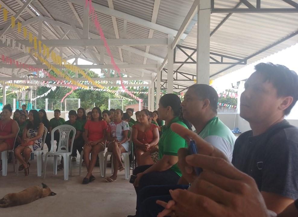 Ifam Parintins realiza aula inaugural do curso de informática em Nossa Senhora do Perpétuo Socorro do Laguinho