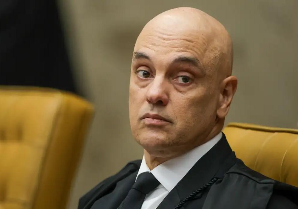 'Não há chance de recuar um milímetro', diz Moraes ao Washington Post
