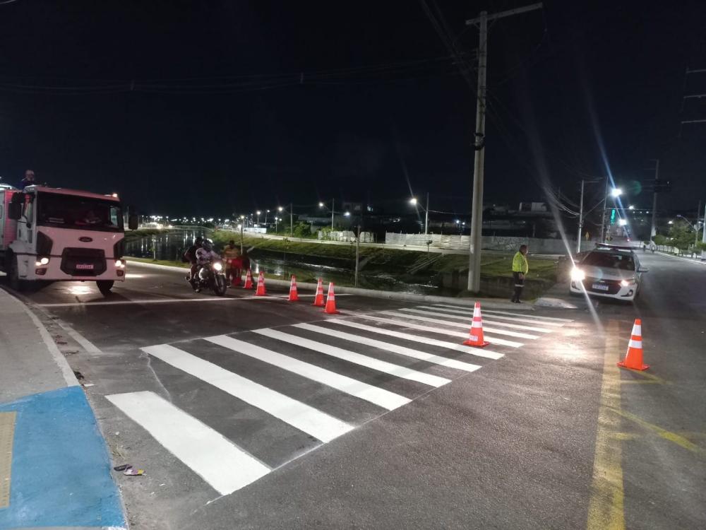 Prefeitura reforça sinalização na avenida Silves e em vias estratégicas de Manaus