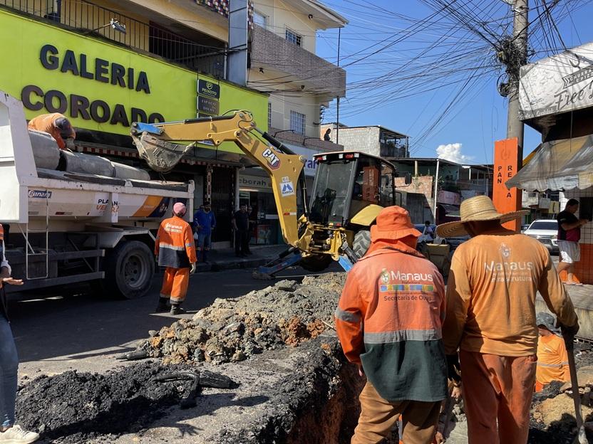 Prefeitura de Manaus executa obra emergencial e garante nova infraestrutura de drenagem na rua Ouro Preto
