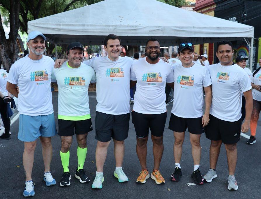 Prefeitura de Manaus entrega avenida Getúlio Vargas revitalizada para Faixa Liberada