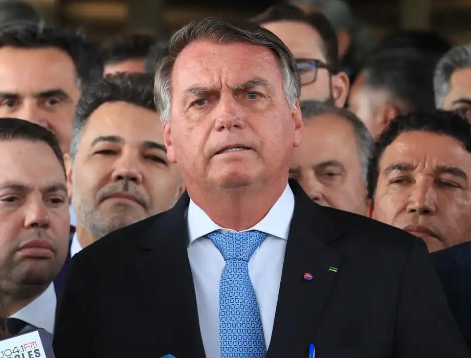 PGR defende reforço de policiamento perto da casa de Bolsonaro