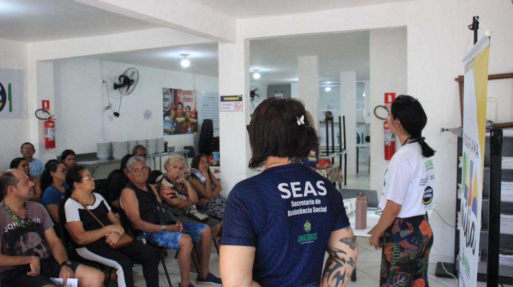 Prato Cheio inicia série de palestras temáticas nas unidades do programa no Amazonas