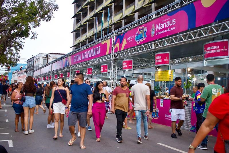 ‘#SouManaus 2025’ já movimentou R$ 150 milhões na economia local, destaca prefeito David Almeida