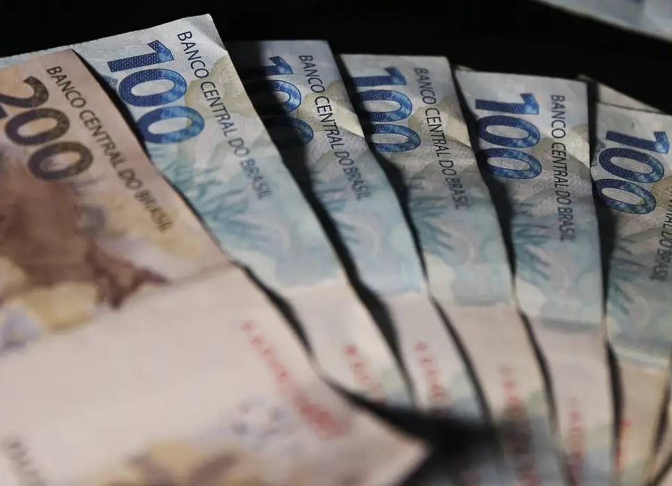Serasa abre um dia de negociação de dívidas