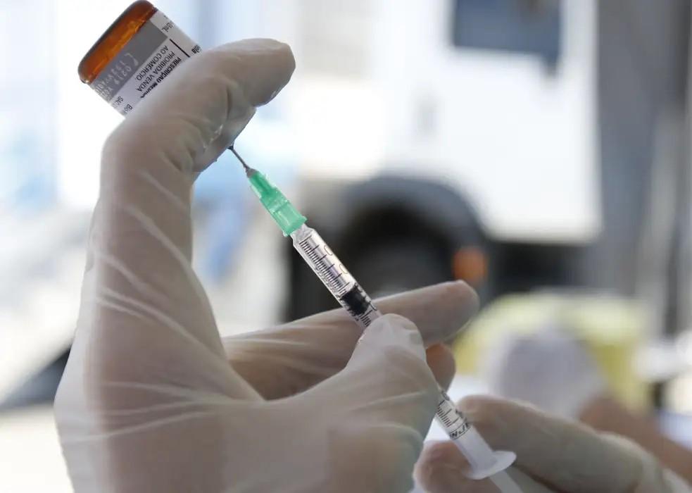 Casos de sarampo tiveram aumento de 34 vezes em 2025, alerta Opas