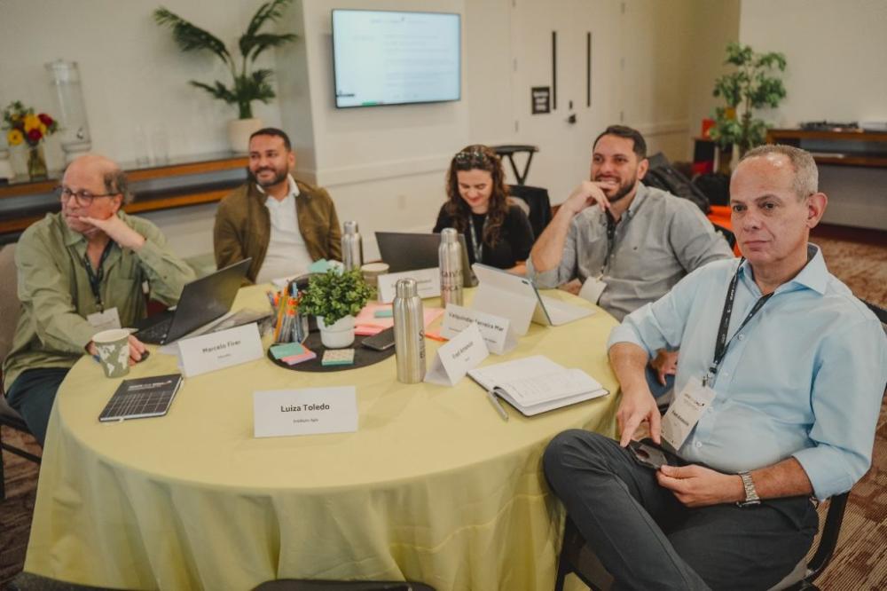 Prefeitura de Manaus participa de imersão internacional em Stanford para fortalecer ensino da matemática