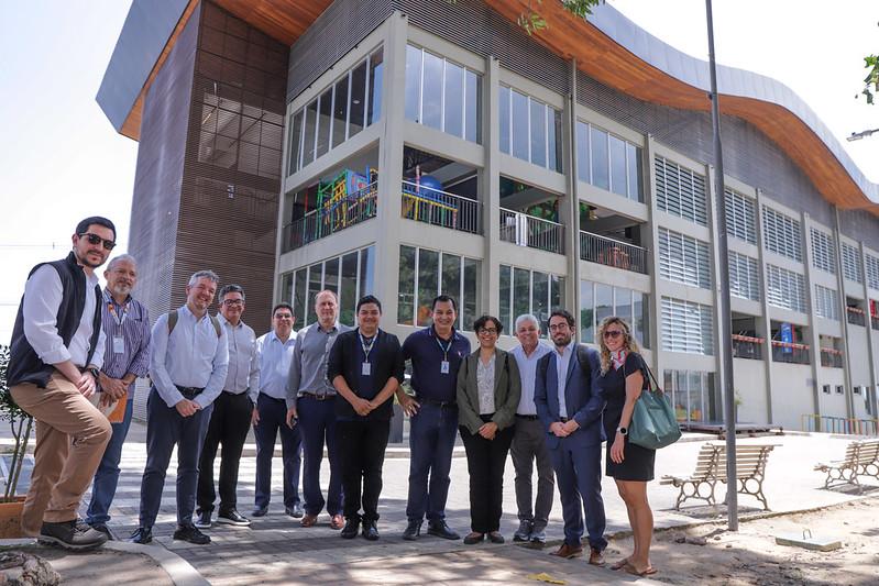 Prefeitura de Manaus recebe comitiva do Banco Mundial para tratar de investimentos em inovação e áreas estratégicas