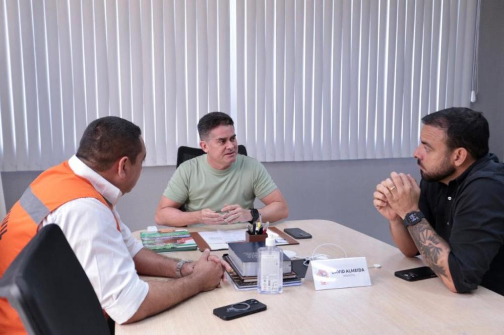 David Almeida anuncia simulado do sistema de alerta da Defesa Civil em Manaus