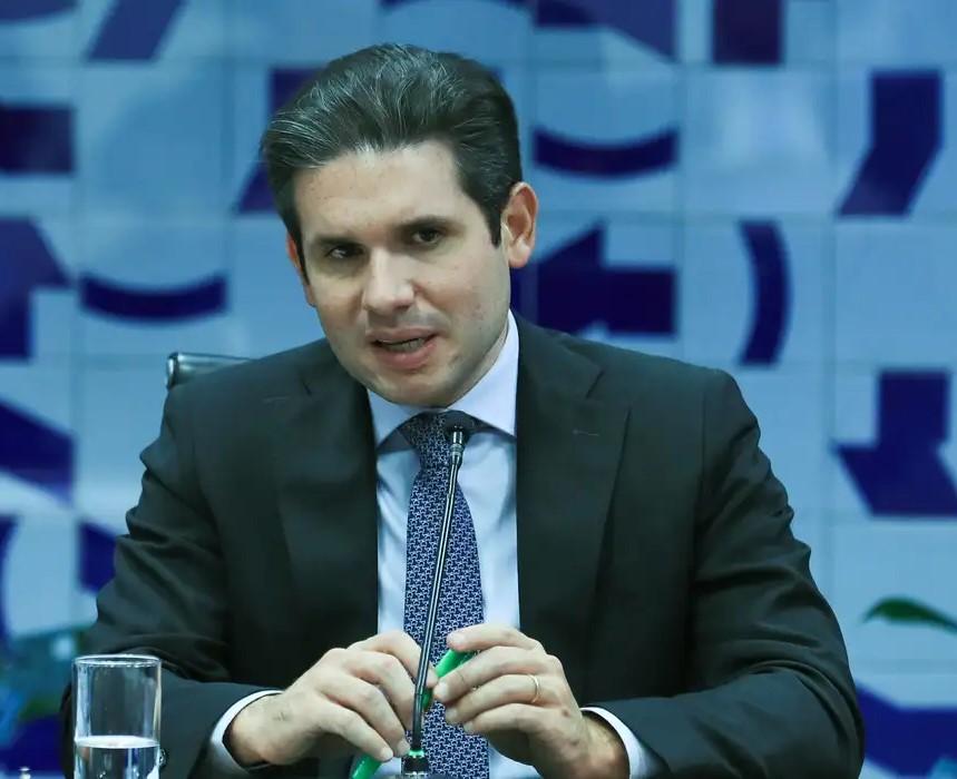 Motta defende PEC da Blindagem e diz que debate foi distorcido