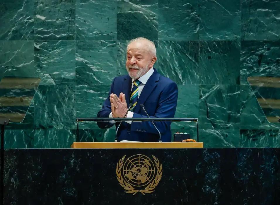Defesa da democracia e metas da COP30 encerram agenda de Lula nos EUA