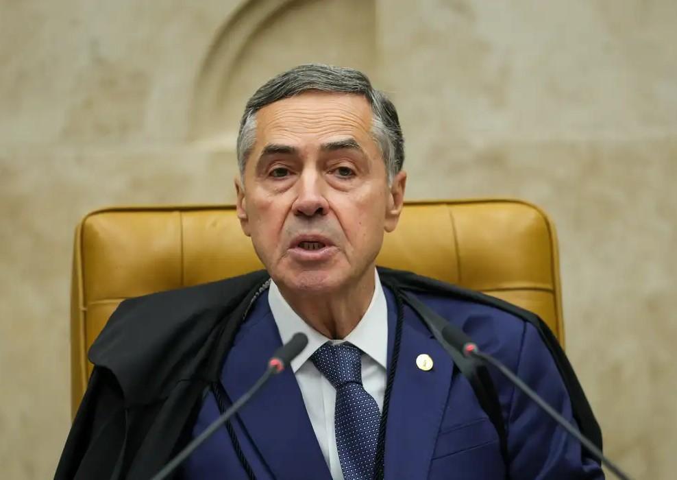 Barroso diz que STF deve avaliar reação contra sanções dos EUA
