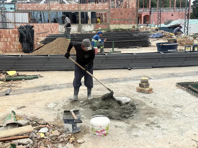 Prefeitura de Manaus inicia transformação de quadra do Mauazinho em novo espaço de esporte e lazer