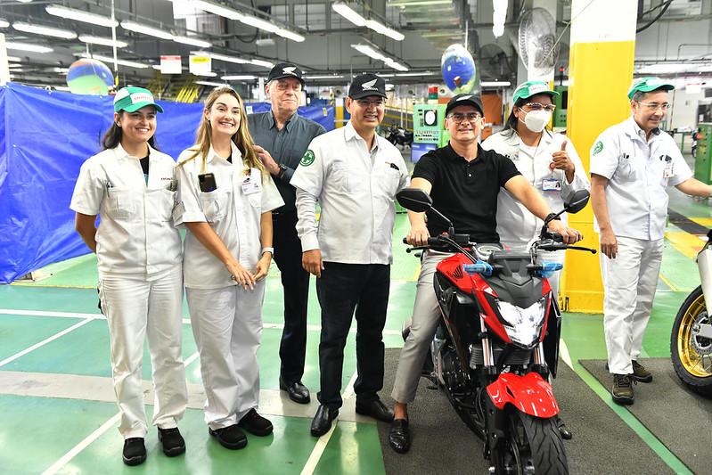 Prefeito David Almeida reconhece investimento da Honda e destaca importância da empresa para a economia de Manaus
