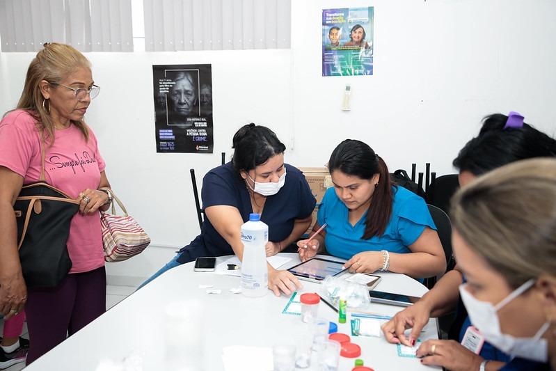 Prefeitura de Manaus orienta usuários de unidades de saúde para combate à violência contra pessoa idosa