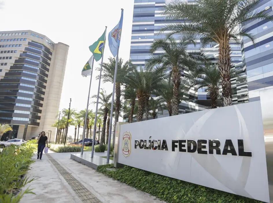 Fraudes no INSS: PF deflagra nova fase de operação em oito estados