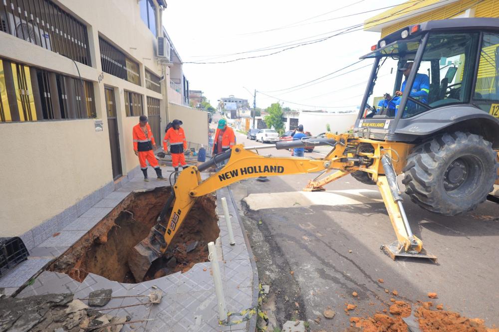Prefeitura de Manaus conclui obra emergencial de drenagem no bairro Vila da Prata