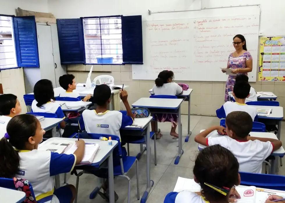 Mais de 1 milhão de inscritos fazem a primeira PND neste domingo Mais de 1 milhão de inscritos fazem a primeira PND neste domingo