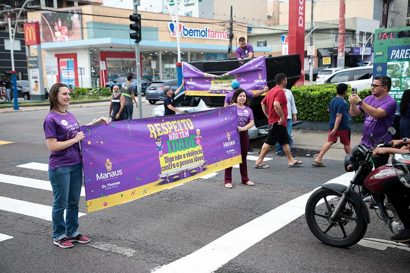 Prefeitura de Manaus encerra mês de atividades da ‘Operação Virtude’ com blitz educativa na avenida Djalma Batista