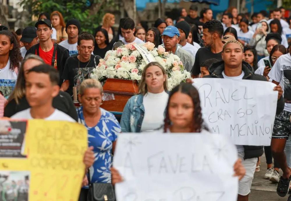 Fundo Brasil doa recursos para famílias das vítimas da operação no Rio