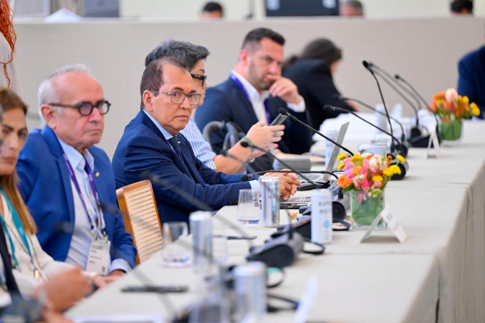 Manaus apresenta avanços em mobilidade sustentável durante painel do Ministério das Cidades e BNDES na FNP e C40