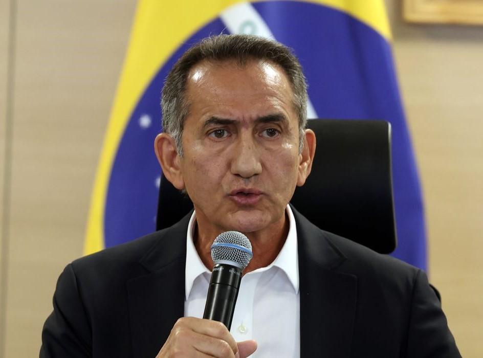 Ainda é impossível mensurar todos os danos do tornado, diz ministro