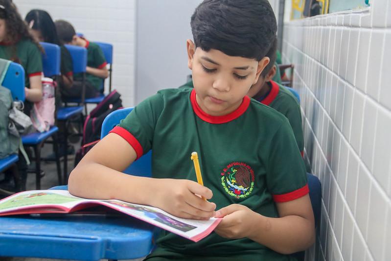Prefeitura de Manaus inicia prova do Sadeam para estudantes do 2º ano do ensino fundamental da rede municipal
