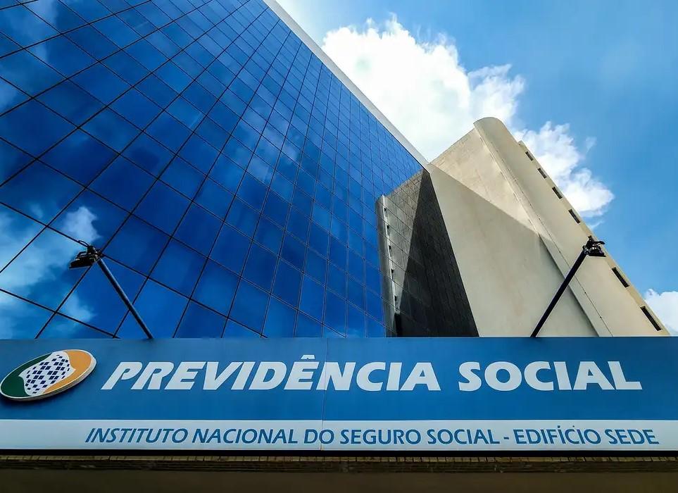 Governo prorroga até 2026 prazo para pedido de ressarcimento do INSS