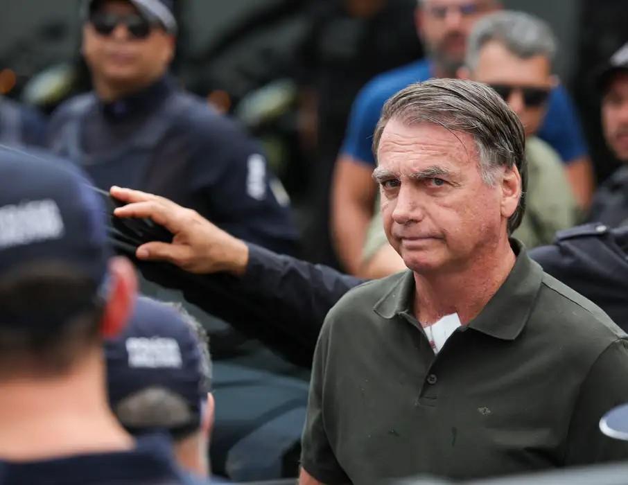Bolsonaro cita paranoia em audiência de custódia; prisão é mantida