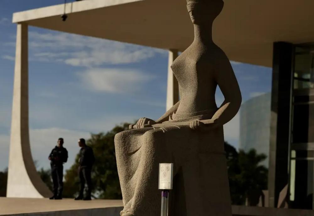 STF determina execução das penas de Bolsonaro e mais réus do Núcleo 1