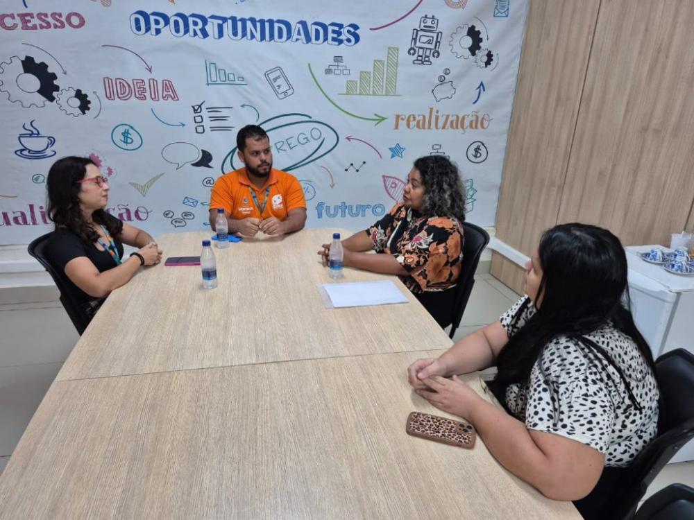 Prefeitura de Manaus realiza parceria estratégica para mais de 500 vagas no ramo de navegação