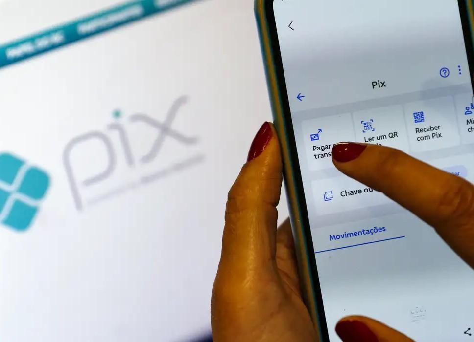 Após adiamentos, Banco Central desiste de regular Pix Parcelado