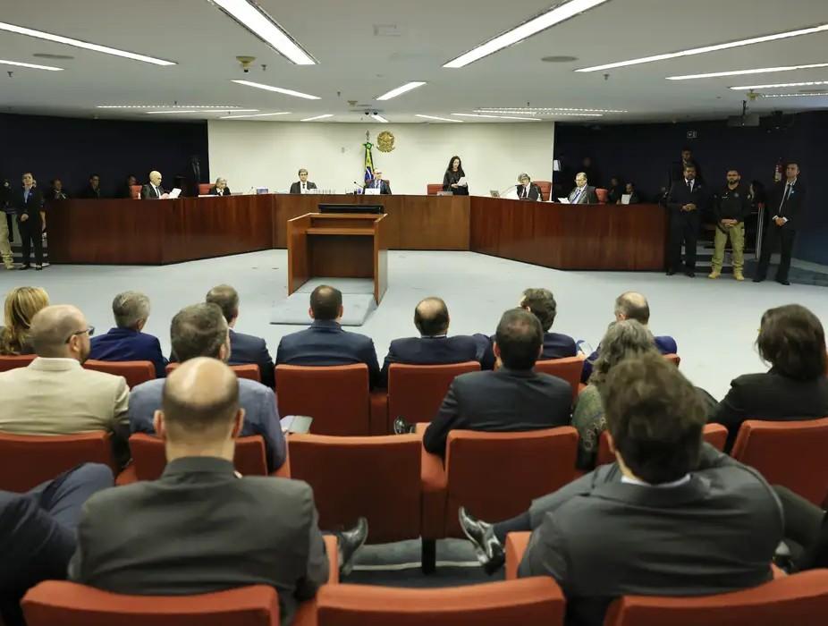 STF: julgamento pode condenar mais seis réus pela trama golpista