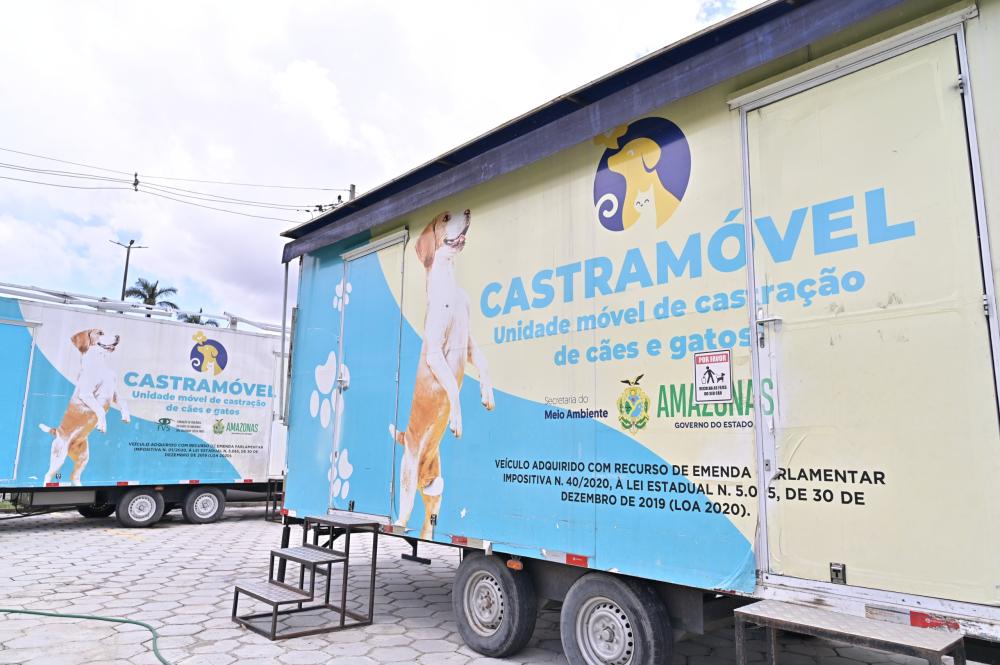 Castramóvel da Sepet-AM atende o bairro Jorge Teixeira com castração gratuita