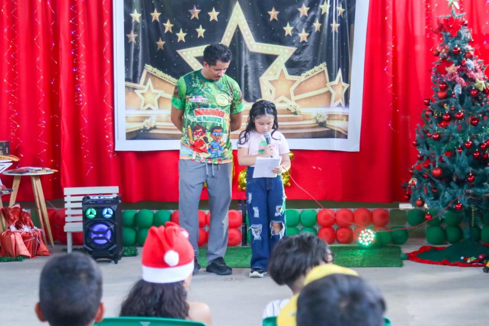 Estudantes da prefeitura lançam 70 livros autorais em projeto de incentivo à leitura e escrita