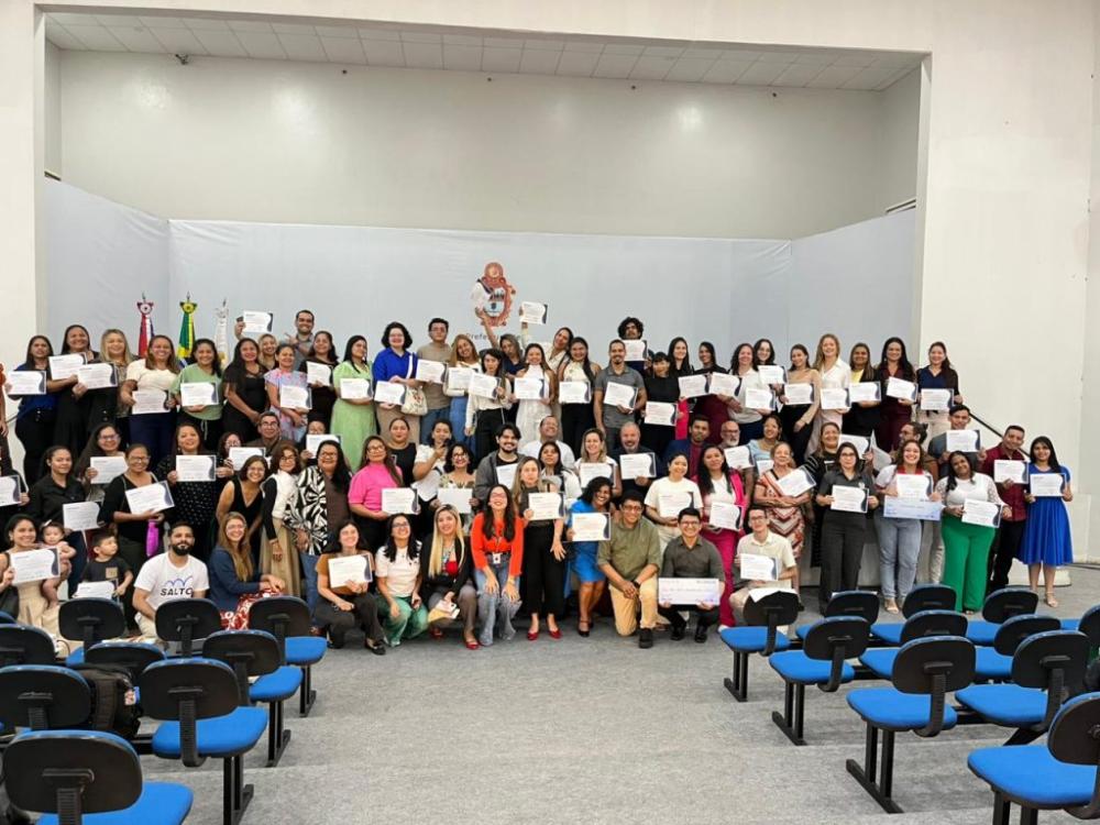 Prefeitura realiza último Demoday de 2025 e certifica 350 empreendedores do programa ‘Salto Aceleradora’