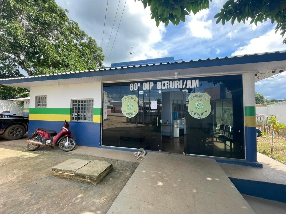 PC-AM e PMAM prendem homem em flagrante por homicídio consumado, em Beruri