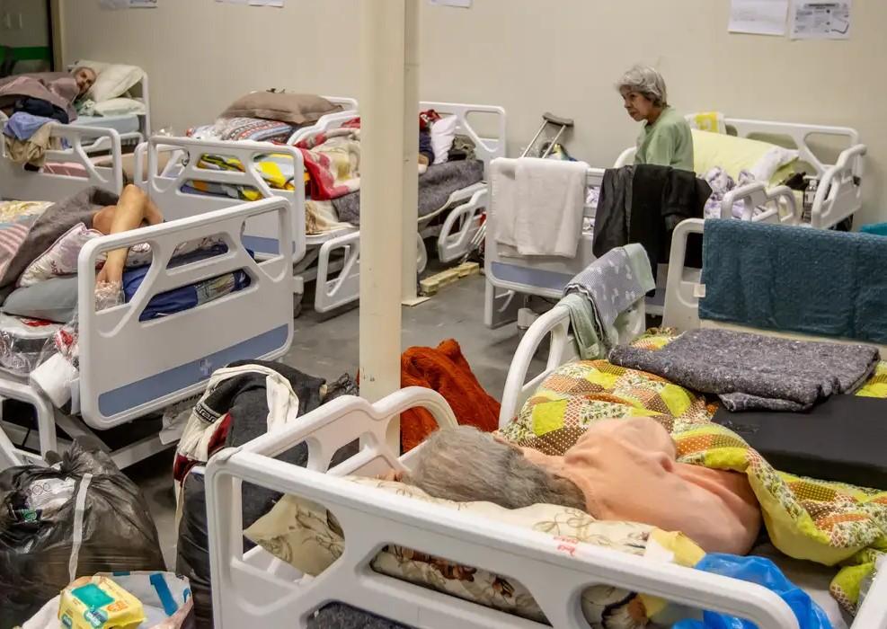 Saúde lança versão atualizada da Caderneta da Pessoa Idosa