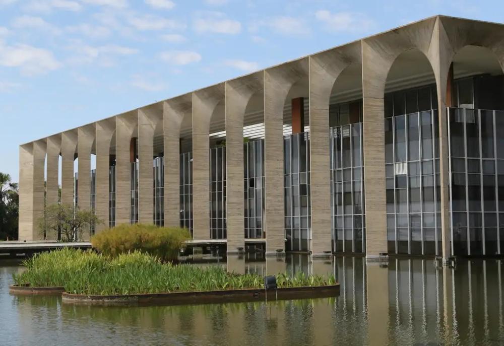 Reunião de emergência no Itamaraty discute invasão da Venezuela