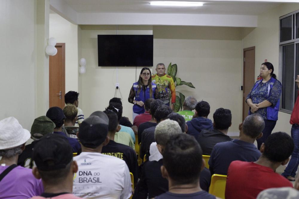 Prefeitura de Manaus realiza primeira ação do ano com população em situação de rua no Cads