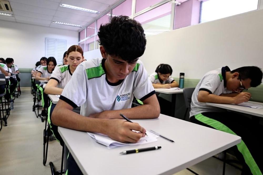 Governador Wilson Lima anuncia mais de 300 vagas gratuitas para alunos da rede pública na Fundação Matias Machline